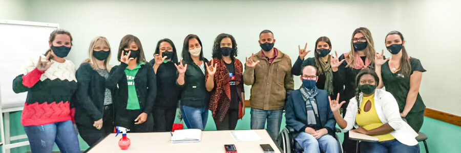 Curso de LIBRAS para os Lojistas de Muriaé