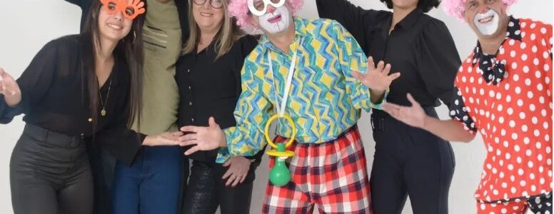 Jovem de família circense cria projeto que leva a magia do circo e da dança para creches e escolas